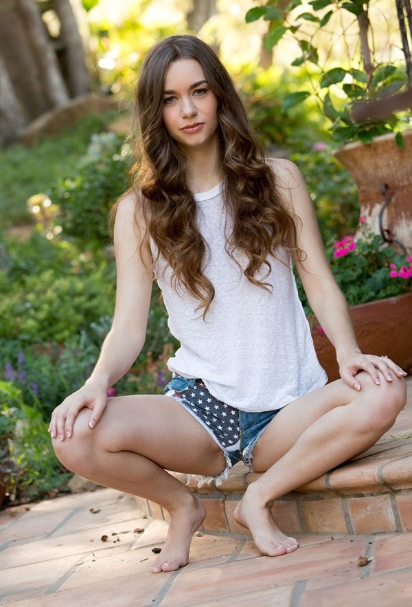 Галя, 19 лет, 3 размер груди